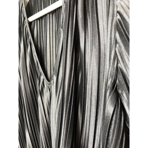 Anna Grace Small Pleated Black Satin Mini Dress V Neck Tiered Party Cocktail - Picture 10 of 12